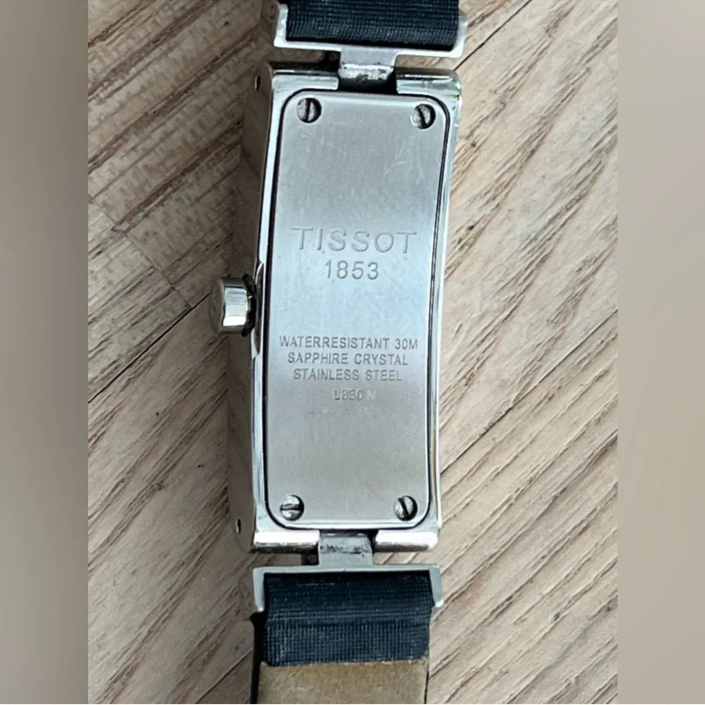 Tissot Ladies Watch Equi-T Stainless Case Black Dial Genuine Leather Strap Rare